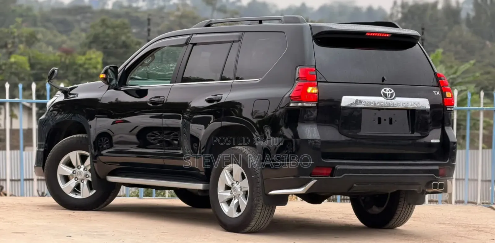 Toyota Land Cruiser Prado 2021 Black