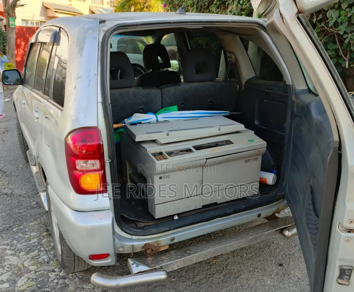 Toyota RAV4 2004 Silver