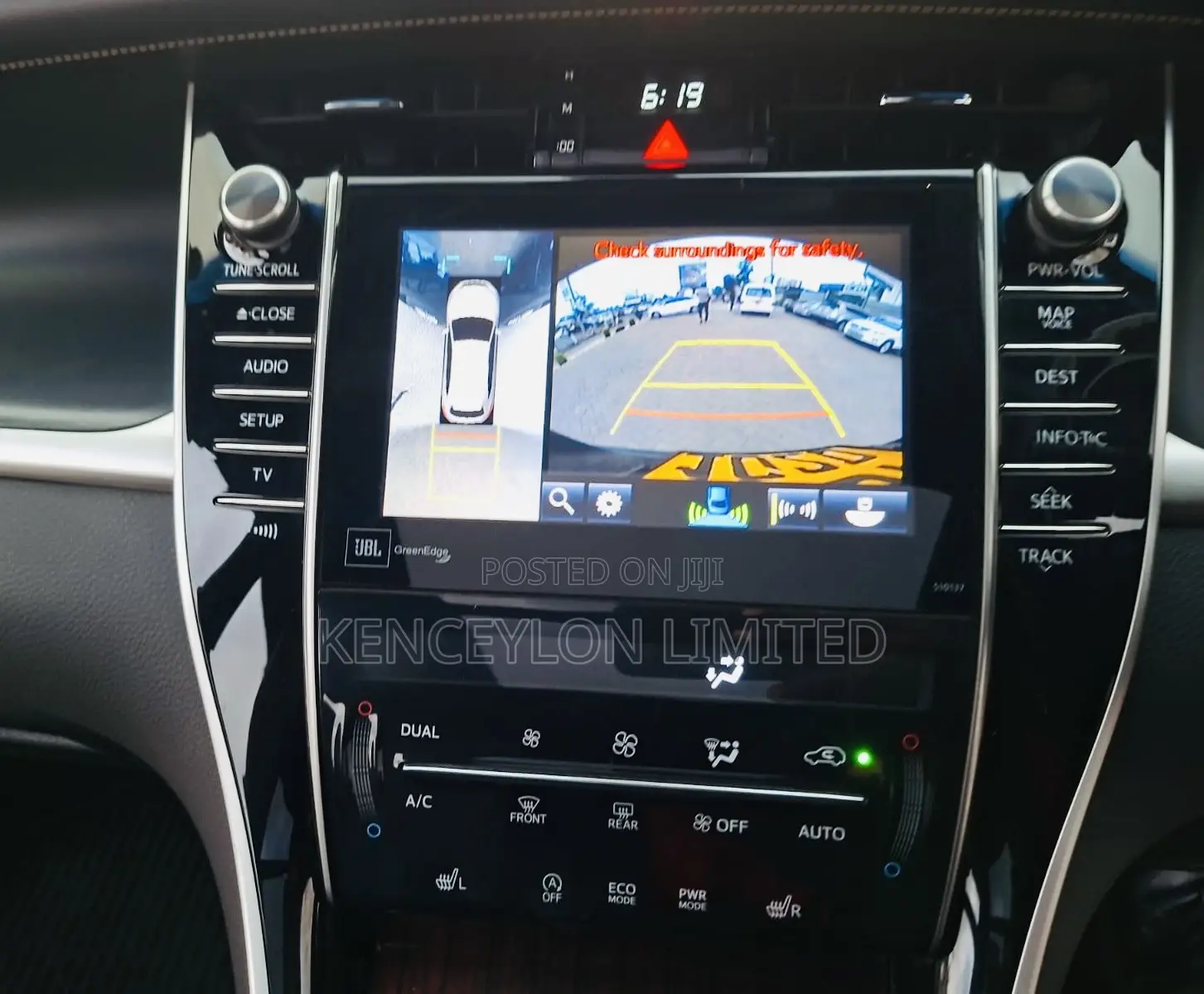 Toyota Harrier 2.0 4WD 2017 Black