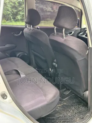 Honda Fit 2012 Silver