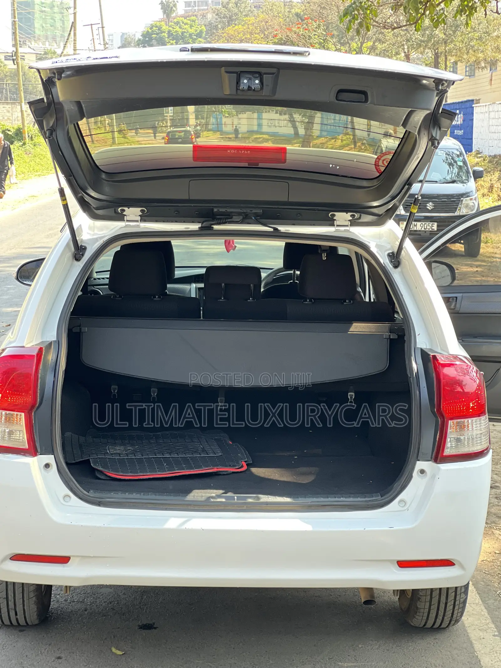 Toyota Corolla Fielder 1.5 Petrol FWD 2014 White