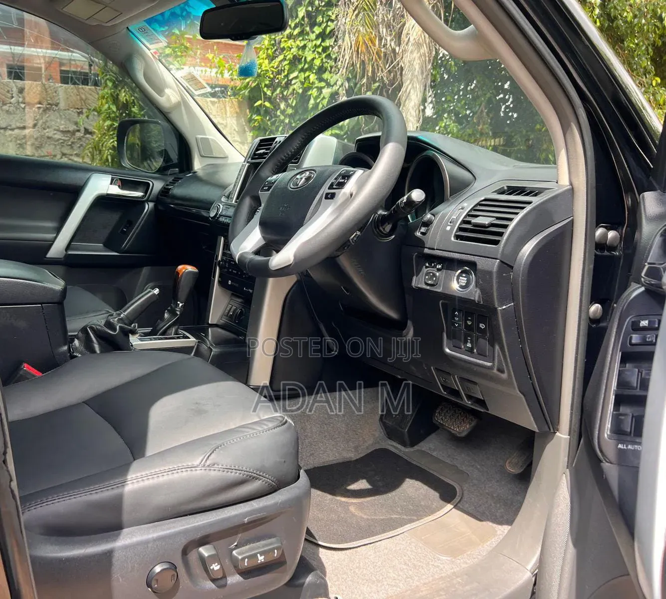Toyota Land Cruiser Prado 2011 Black
