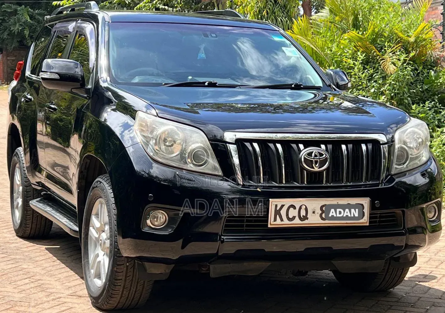 Toyota Land Cruiser Prado 2011 Black