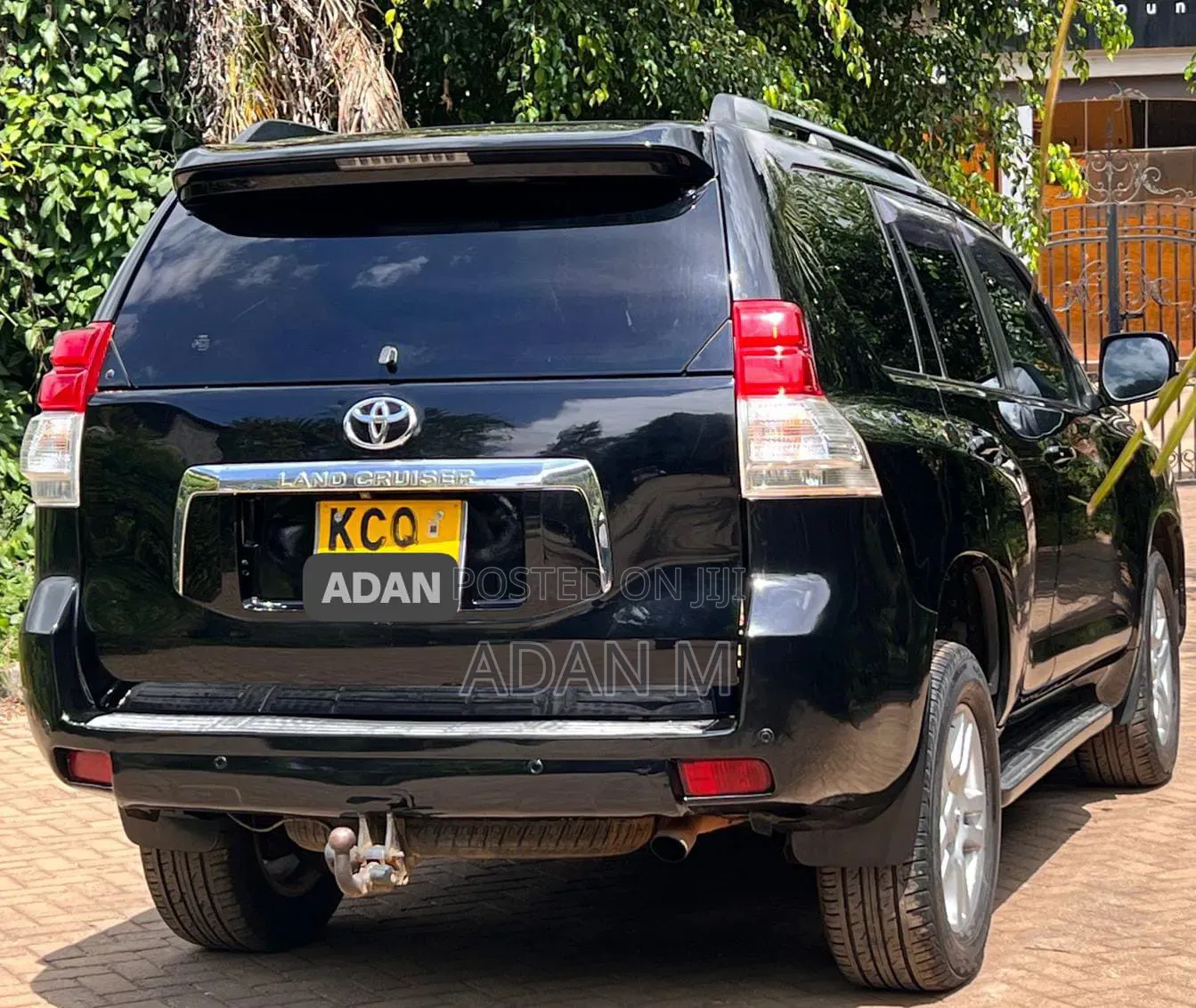 Toyota Land Cruiser Prado 2011 Black