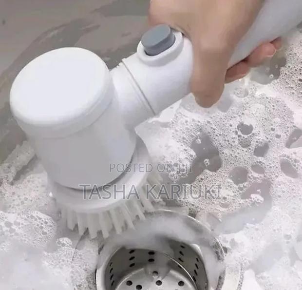 5 in 1 Magic Cleaning Brush - main view