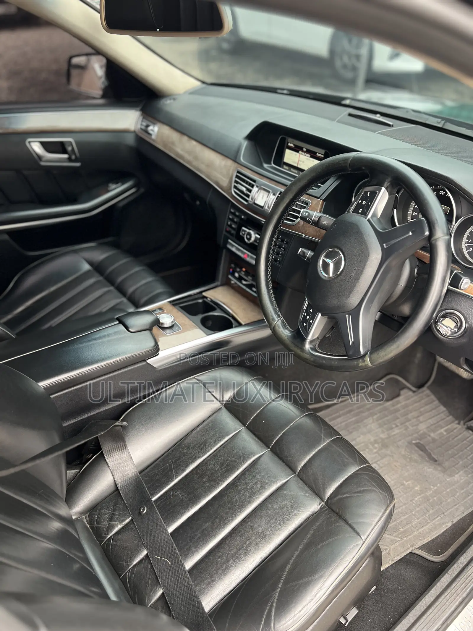 Mercedes-Benz E300 2013 Black
