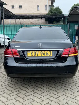 Mercedes-Benz E300 2013 Black