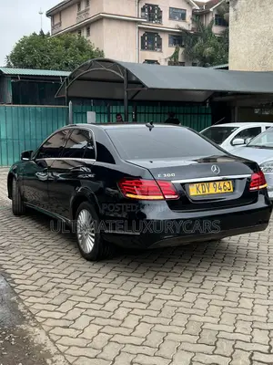 Mercedes-Benz E300 2013 Black