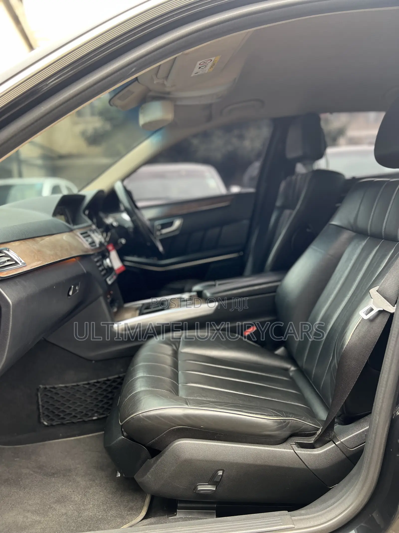 Mercedes-Benz E300 2013 Black