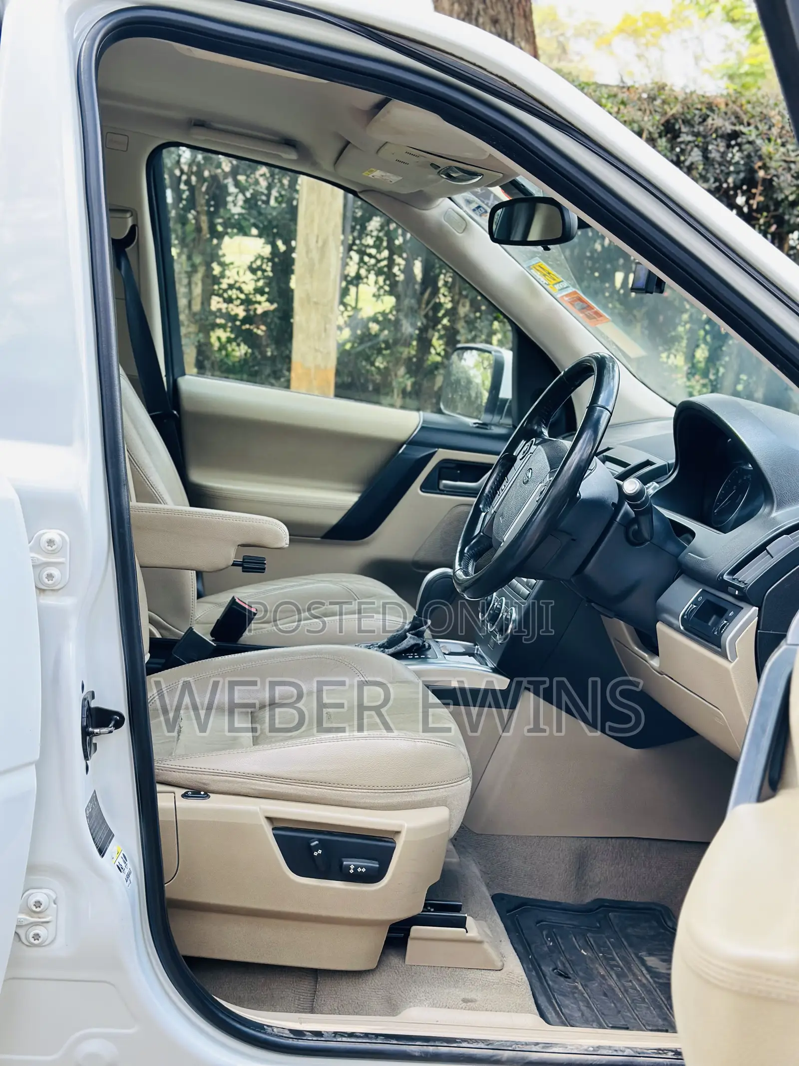 Land Rover Freelander SV Premium 2014