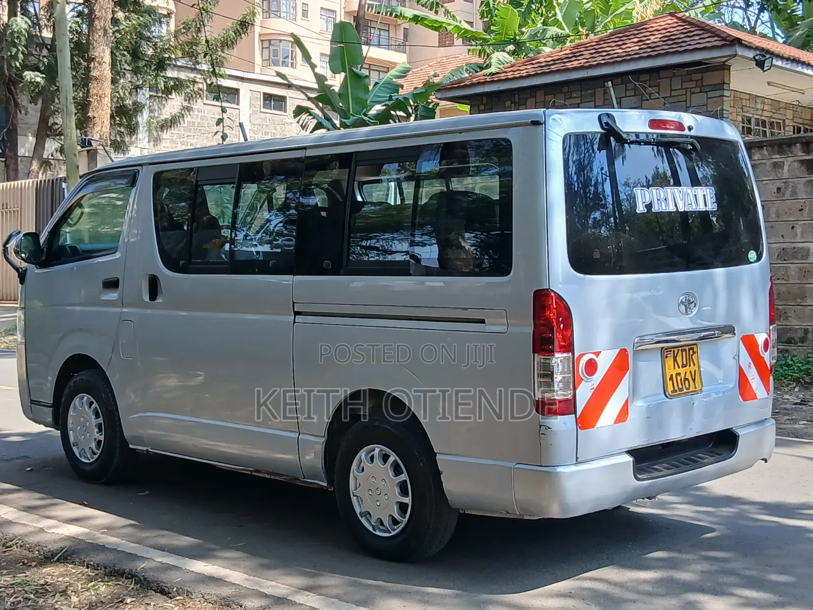 Toyota HiAce 2017 Silver