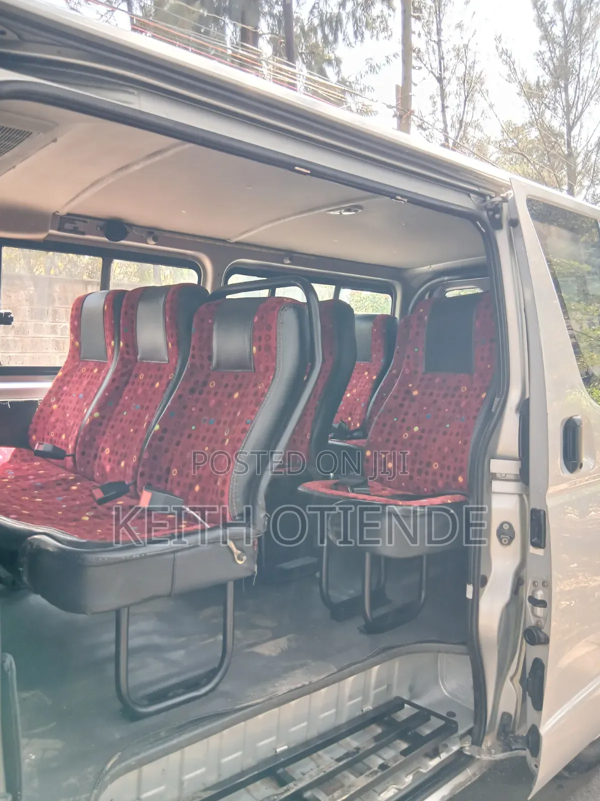 Toyota HiAce 2017 Silver