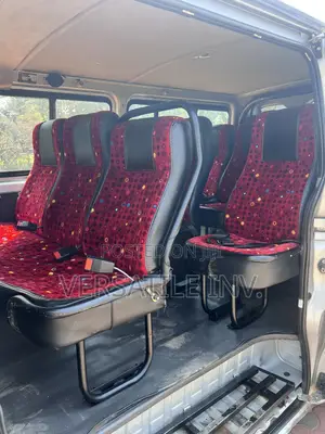 Toyota HiAce 2017 Silver