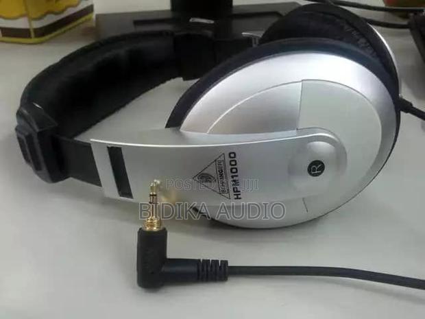 Behringer HPM1000 Multi-Purpose Monitoring Headphones - main view
