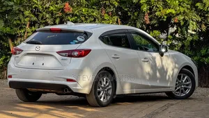 Mazda Axela 2019 White