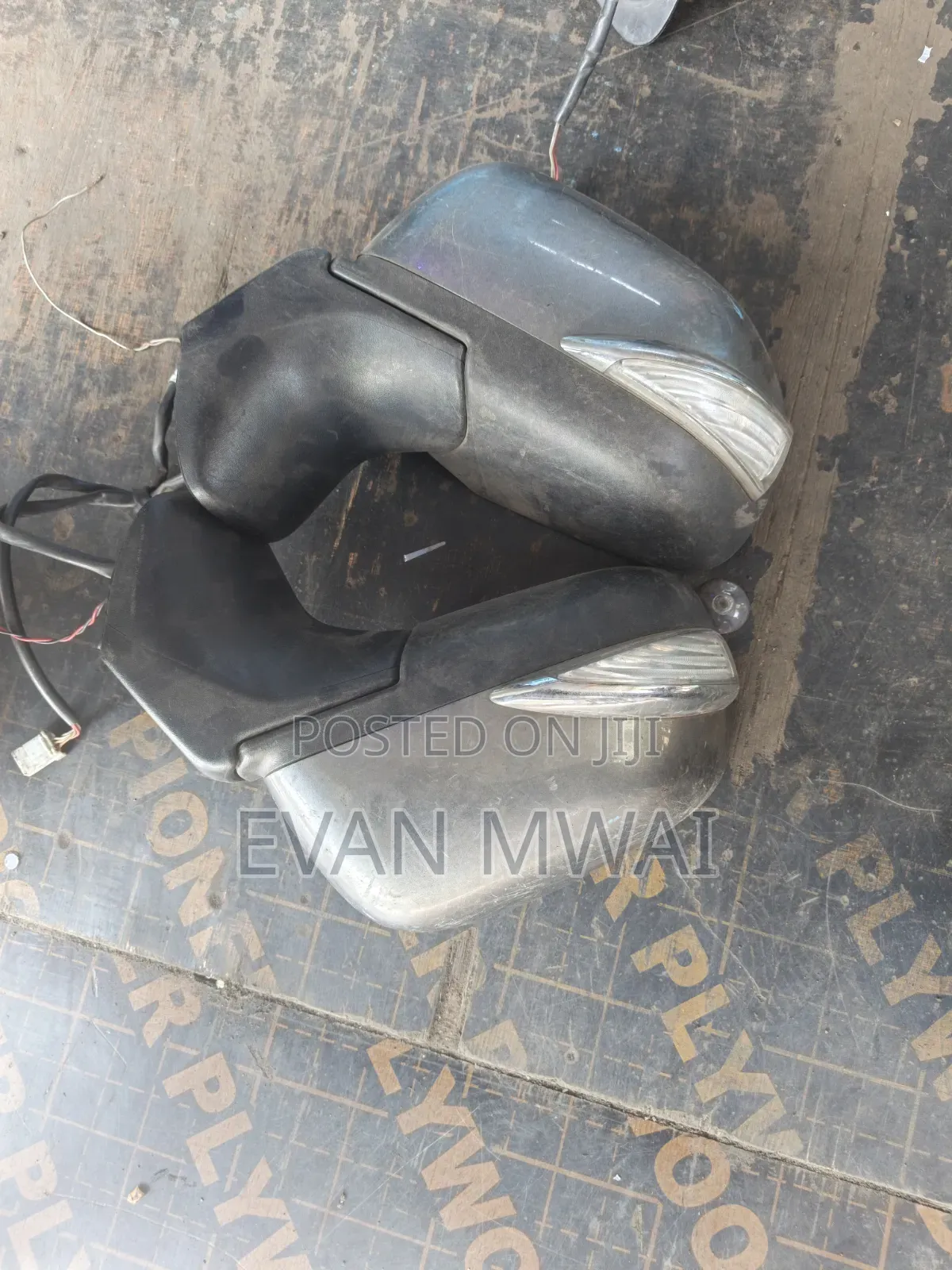 Nissan Note 2014 Side Mirror With Indicator, Pair