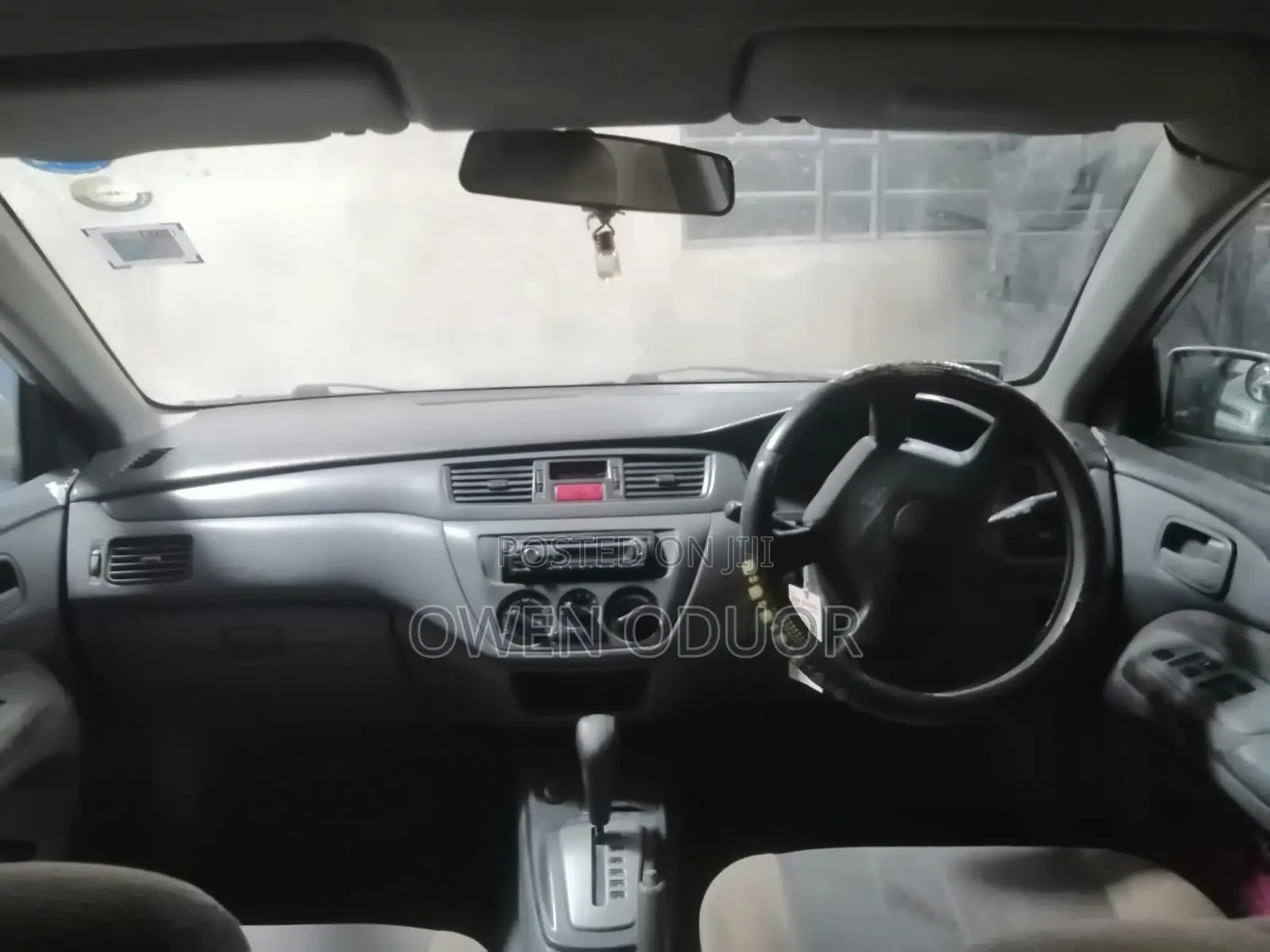 Mitsubishi Lancer 2003 White
