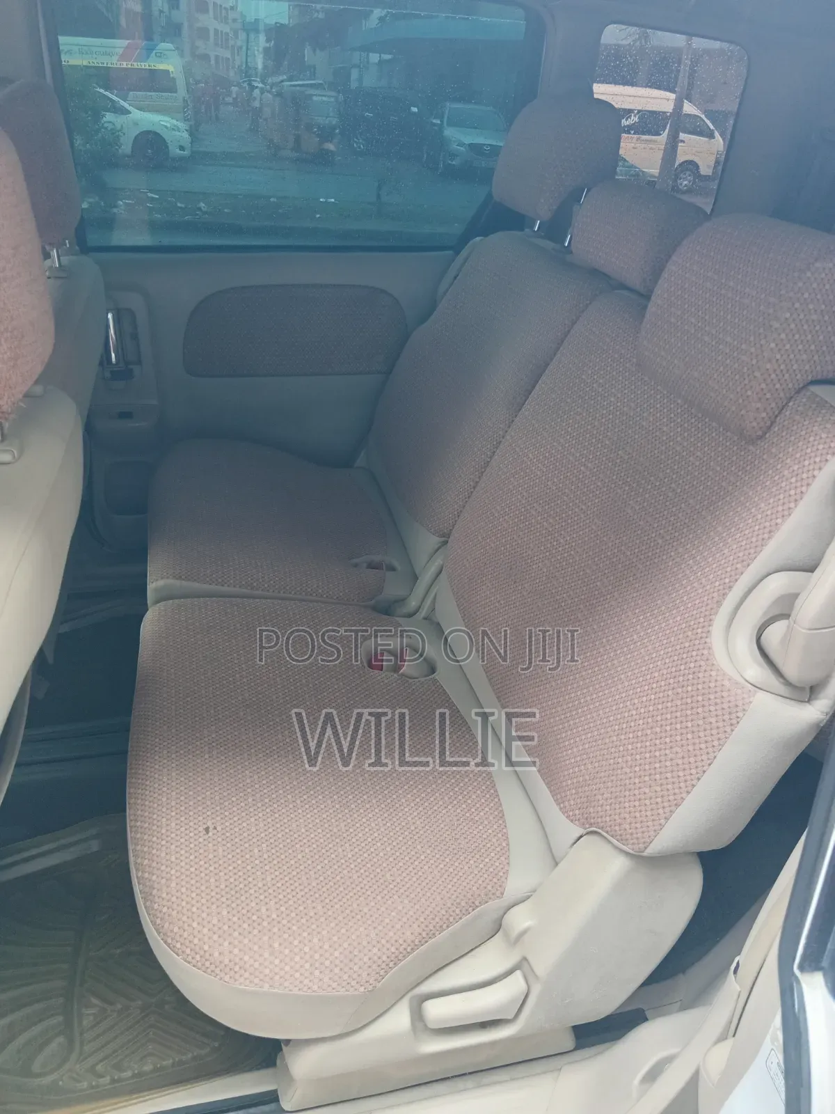 Toyota Sienta 2012 White