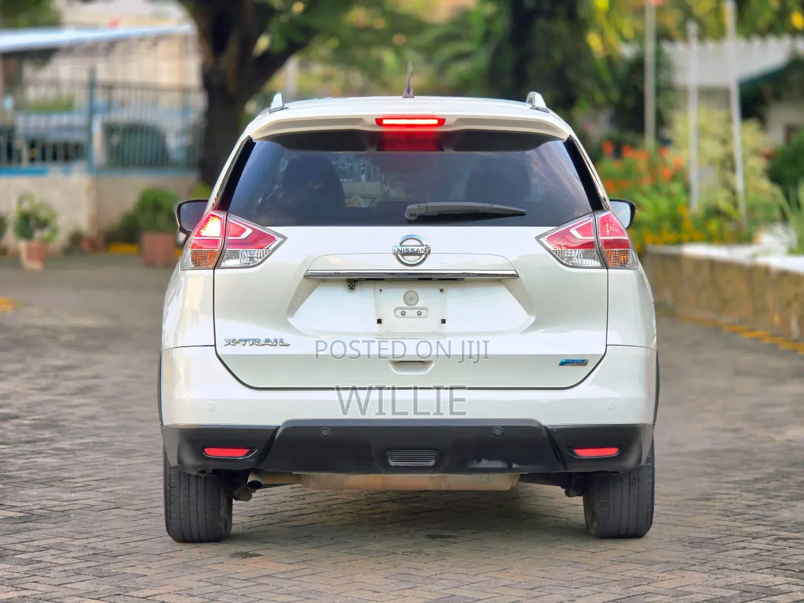 Nissan X-Trail 2017 White