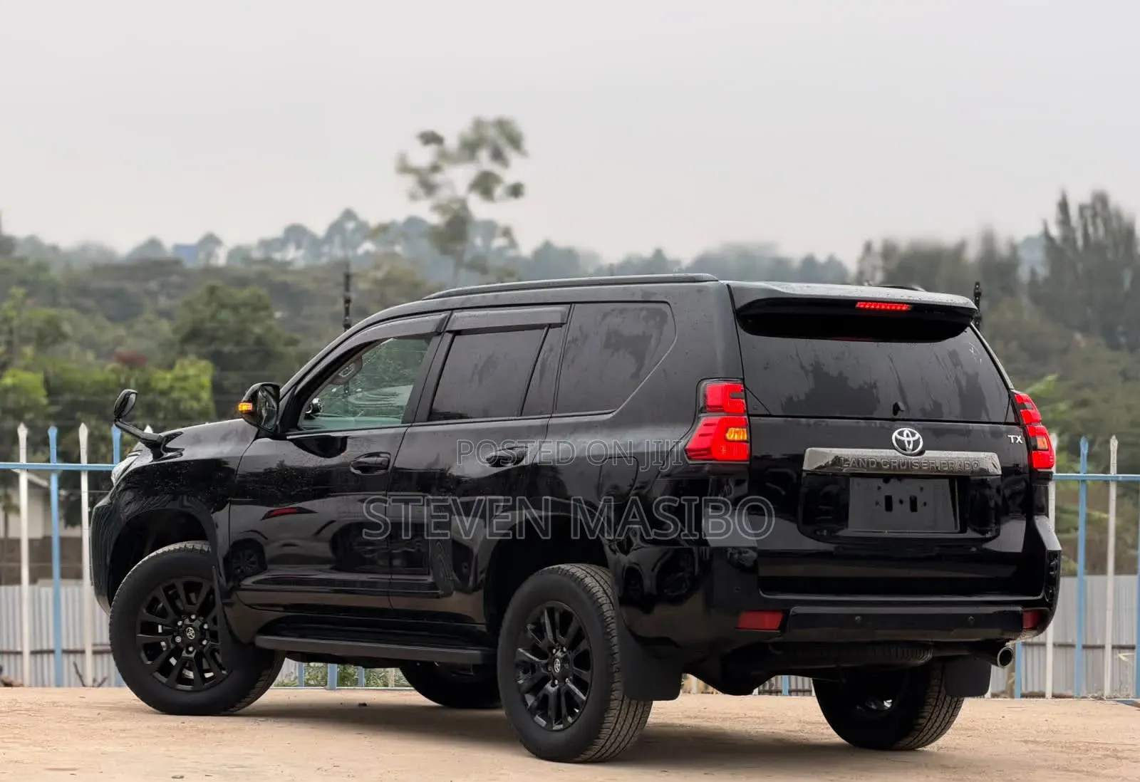 Toyota Land Cruiser Prado 2021 Black