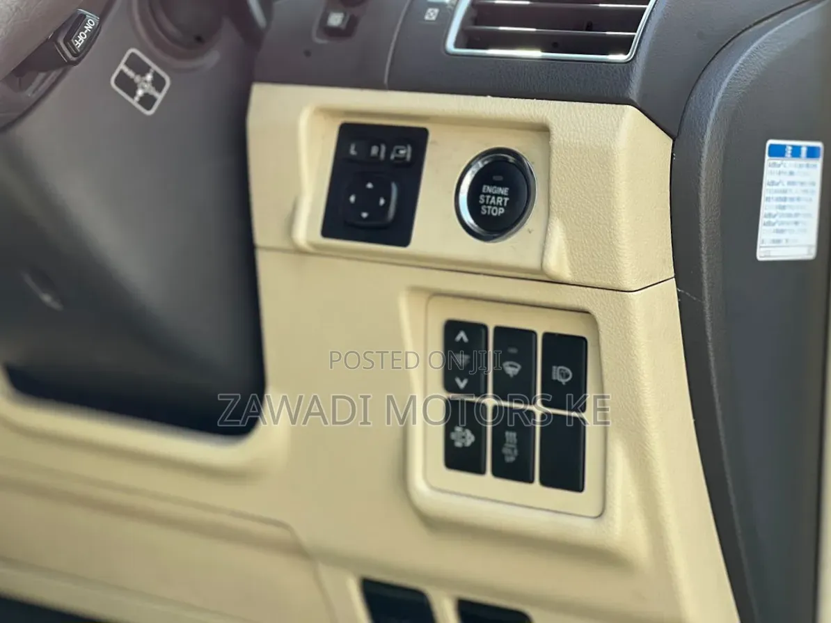 Toyota Land Cruiser Prado 2015 White