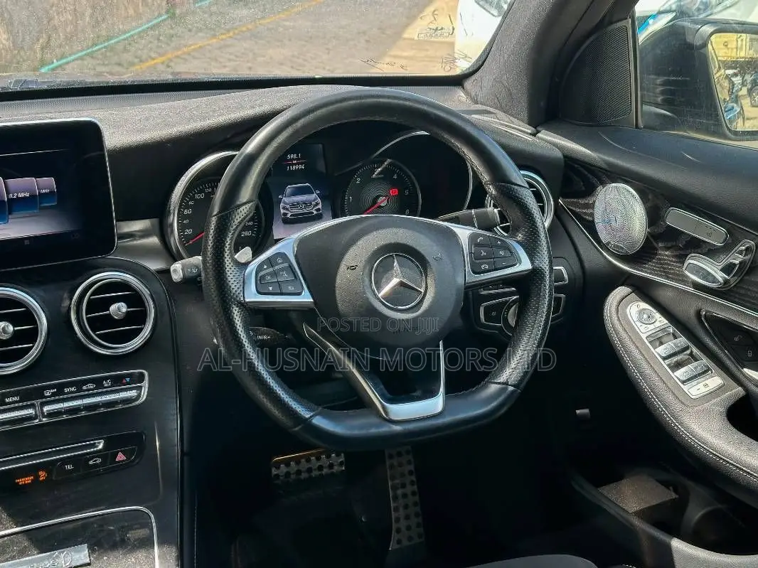 Mercedes-Benz 220 2019 Blue