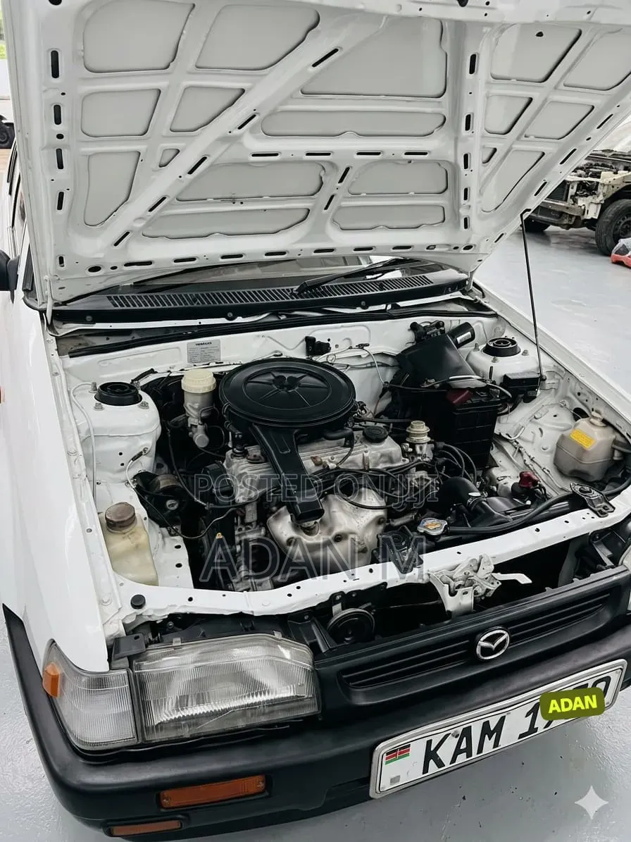 Mazda Rustler 2000 White