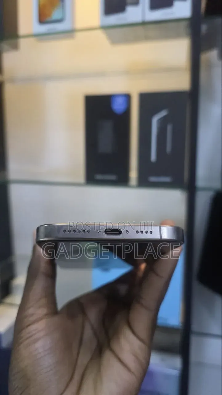 Apple iPhone 16 Pro Max 256 GB Gold
