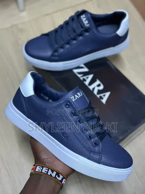 Classic Men Casual Sneakers Offers