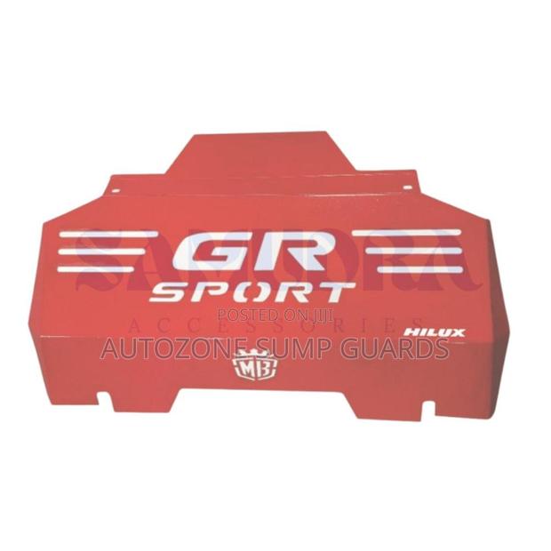 Plate Crank Plate Pelindung Mesin Bawah TRD Toyota Hilux Revo
