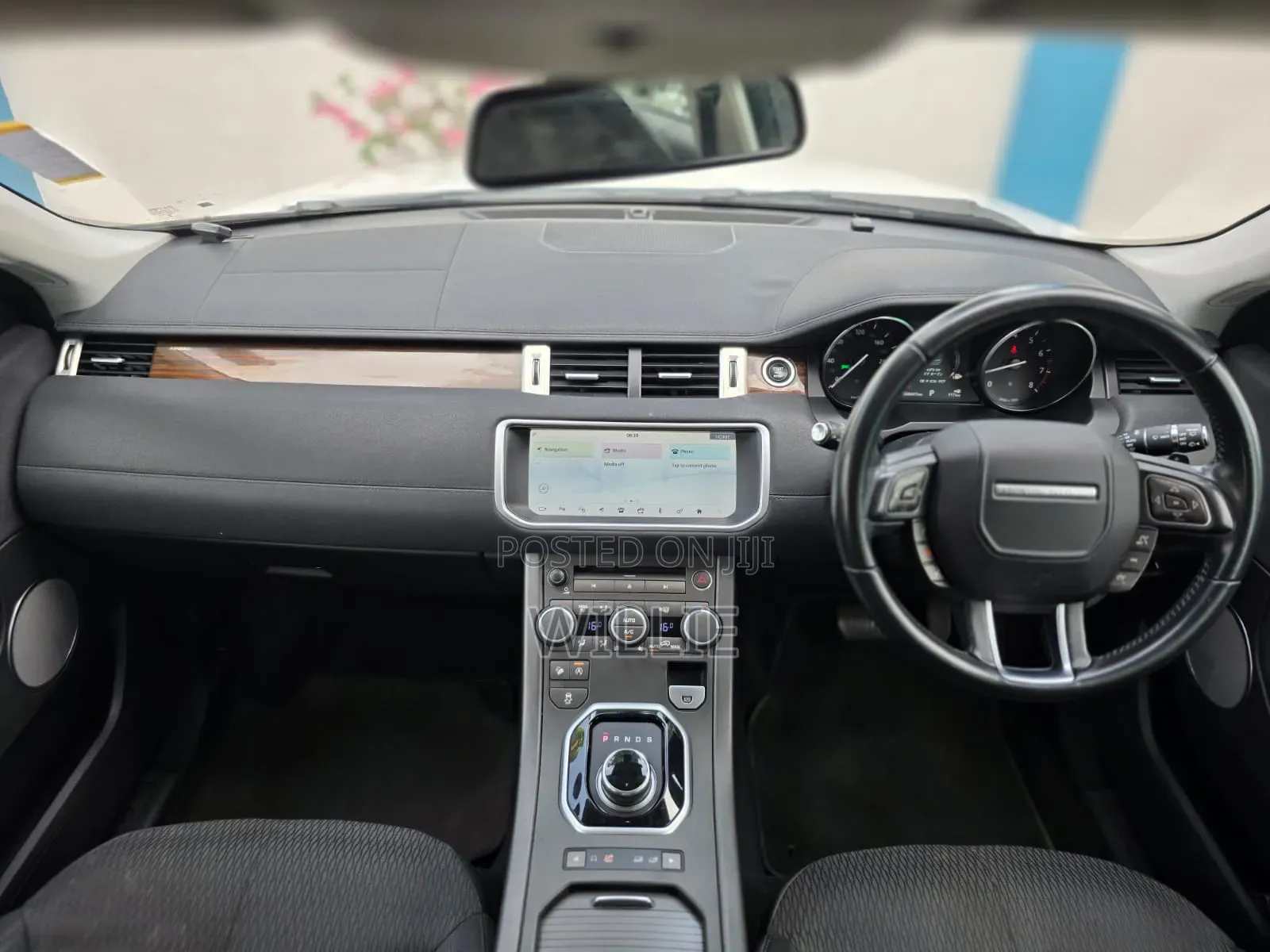 Rover Land 2018 White