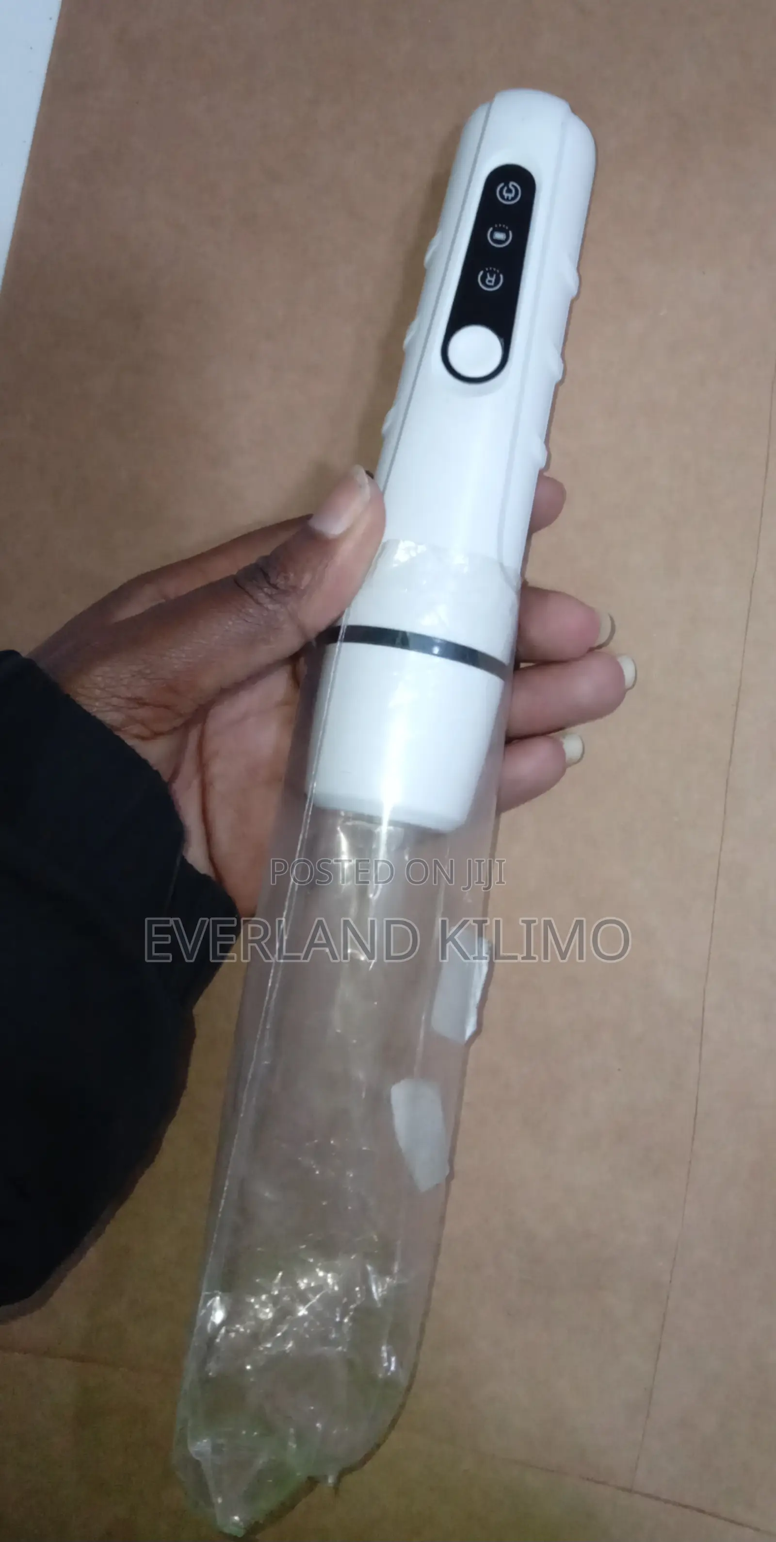Trimming Smoothing Cats Nail Grinder