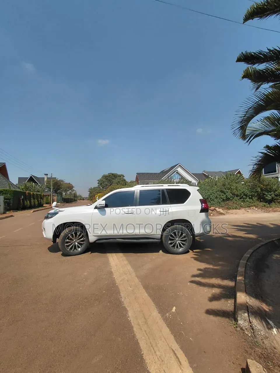Toyota Land Cruiser 2018 White