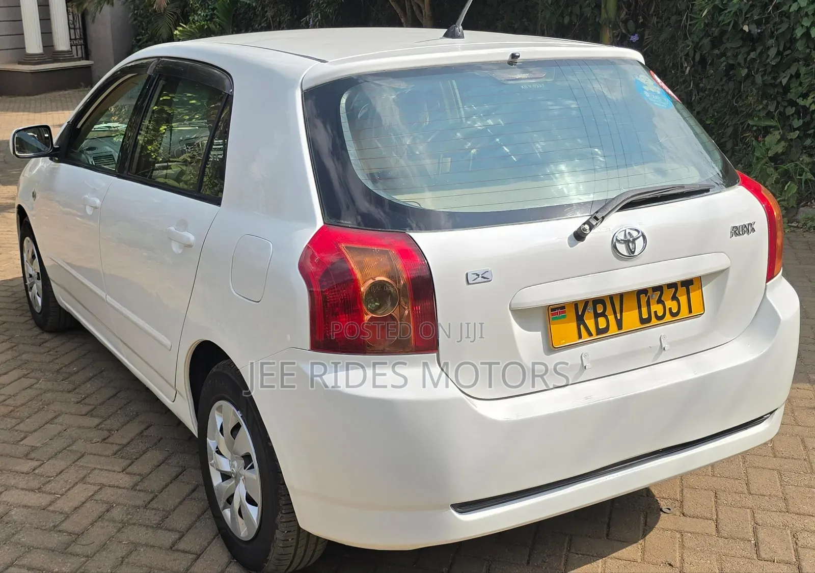 Toyota Corolla RunX 2006 White
