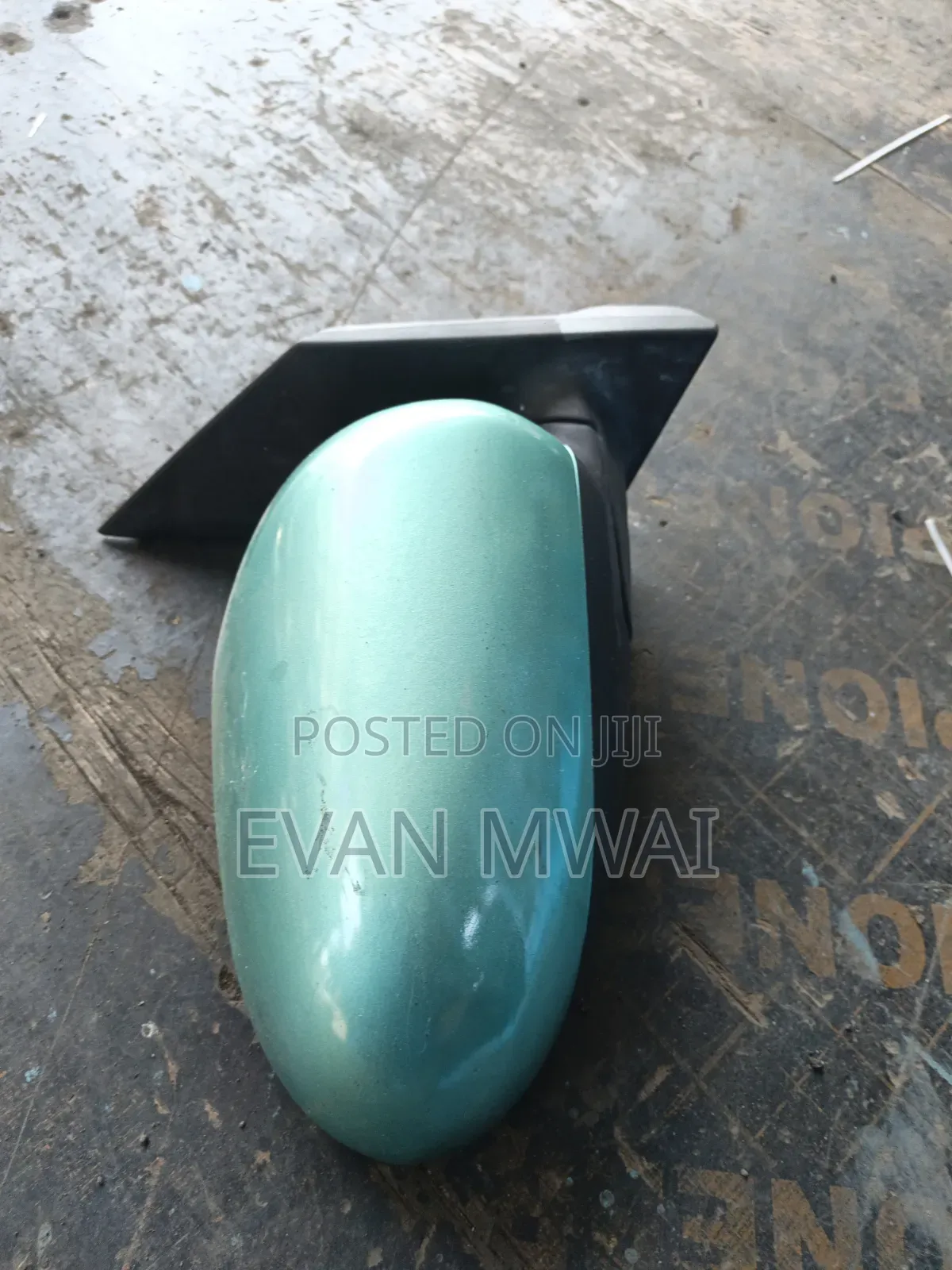 Mira 2007 Side Mirror Manual Right Only