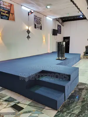 Red VIP Wall to Wall Carpet for Beautiful Room Finishes