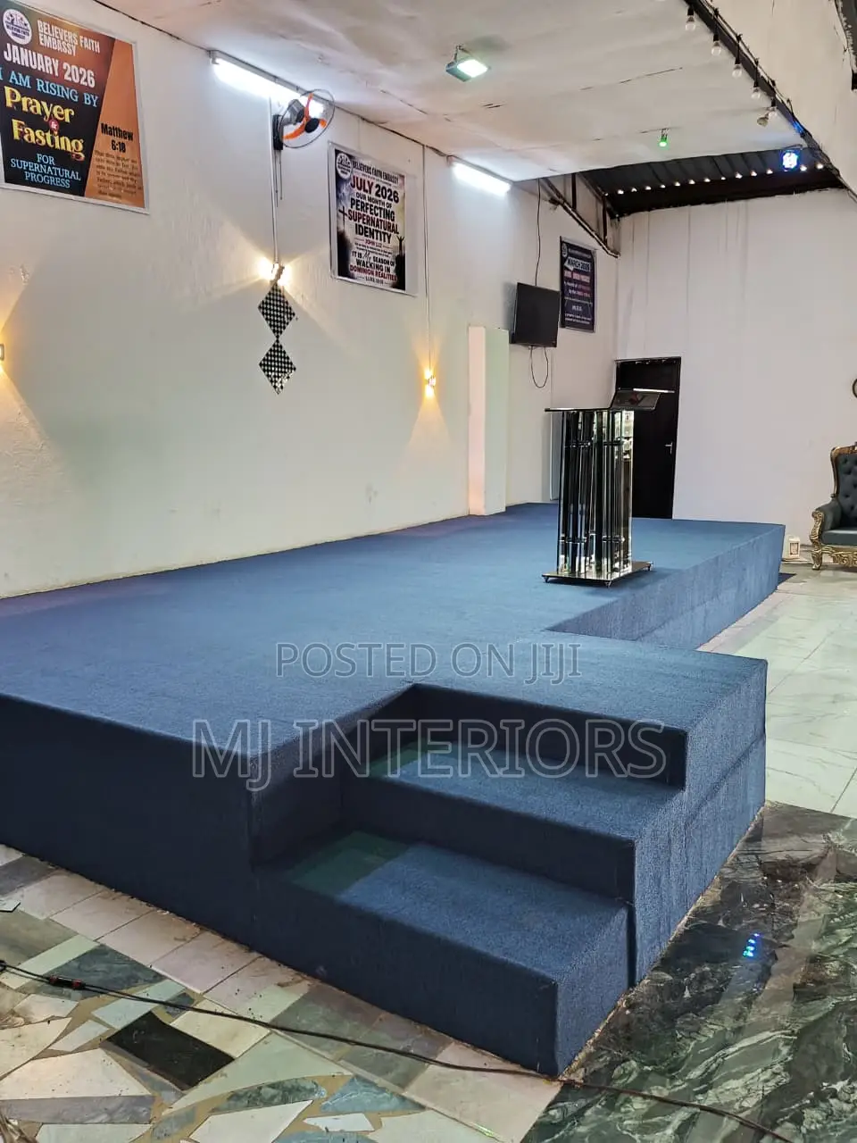 Red VIP Wall to Wall Carpet for Beautiful Room Finishes
