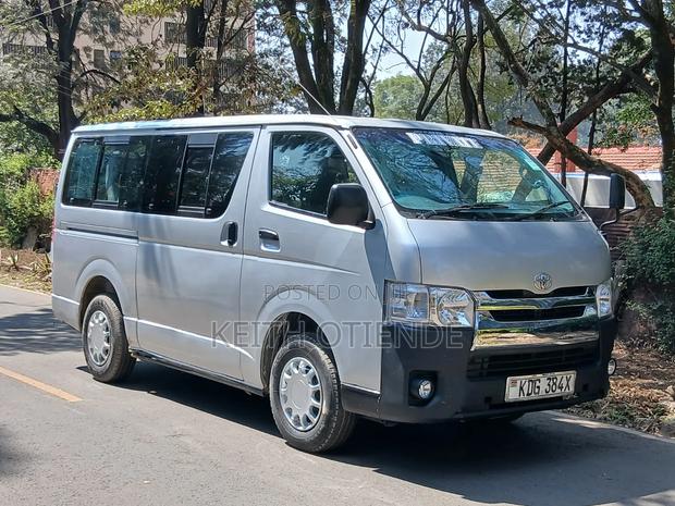Toyota HiAce 2013 Silver - thumbnail 3