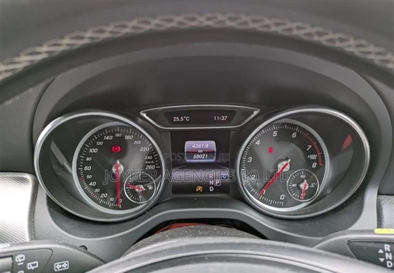 Mercedes-Benz GLA-Class 2019 Gray