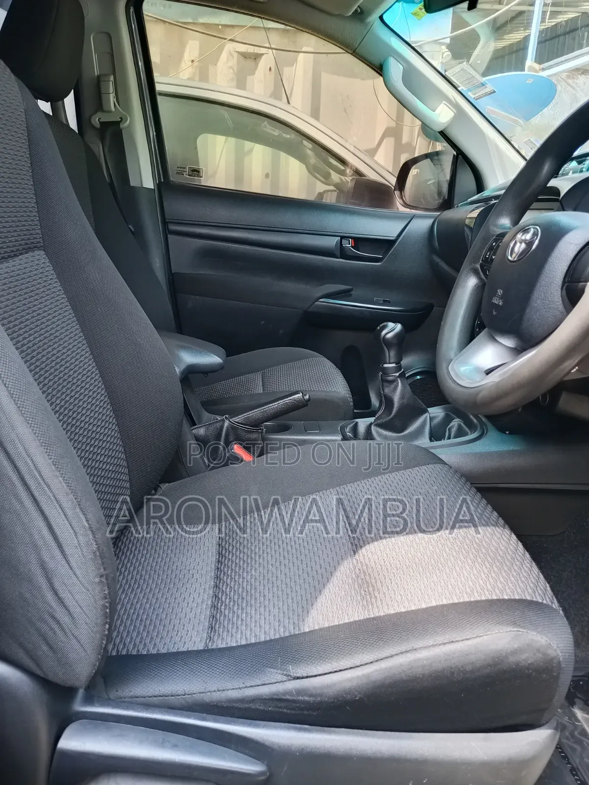 Toyota Hilux 2021 Gray