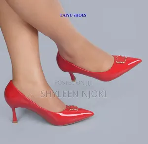 Stilleteos Heels