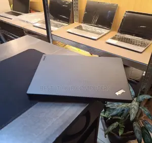 Laptop Lenovo ThinkPad X270 8GB Intel Core i7 SSD 256GB