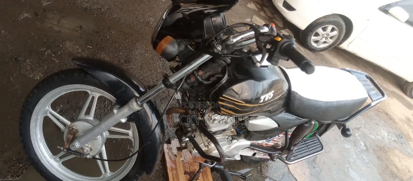 TVS HLX Plus ES 2022 Black