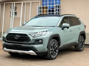 Toyota RAV4 2019 Green