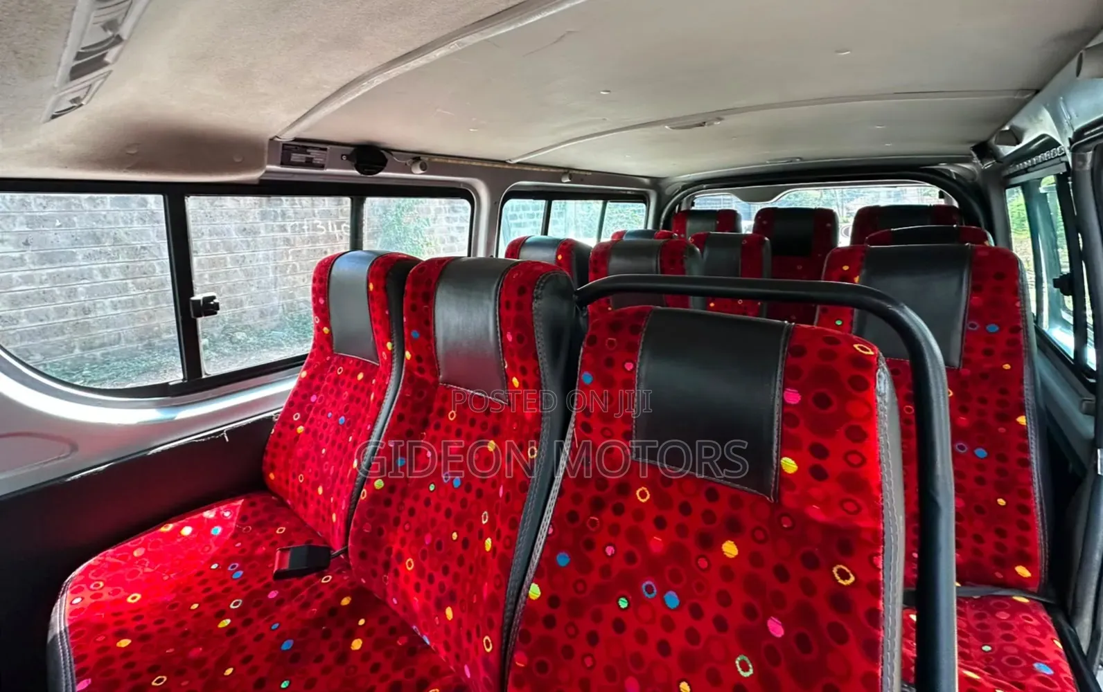 Toyota HiAce 2017 Silver