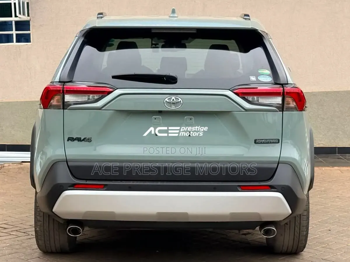 Toyota RAV4 2019 Green