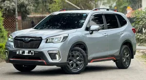 Subaru Forester 2019 Silver