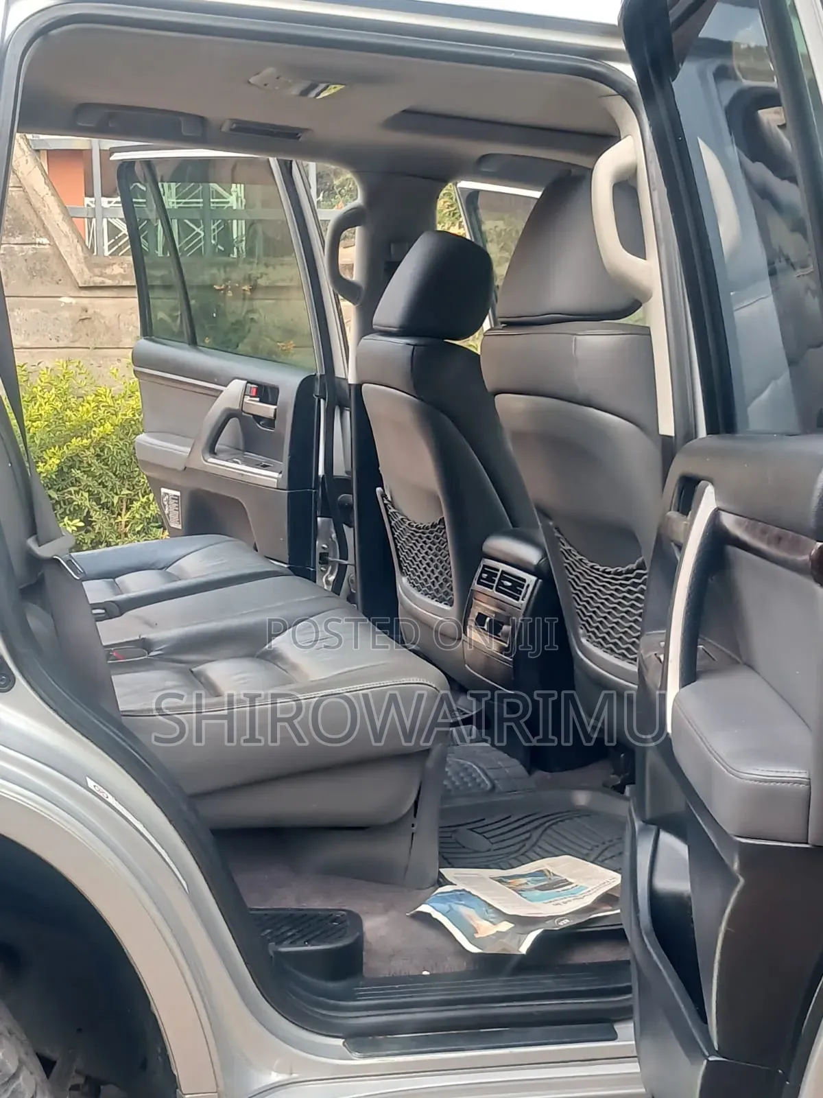 Toyota Land Cruiser 2010 Silver