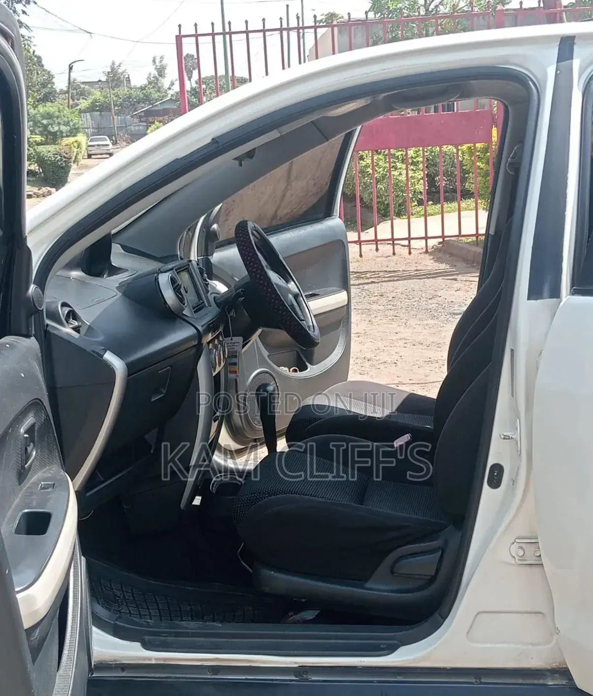 Toyota Probox 1.5 DX 2WD 2014 White