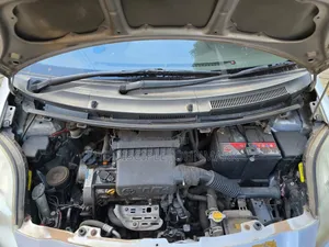 Toyota Vitz 2010 Silver
